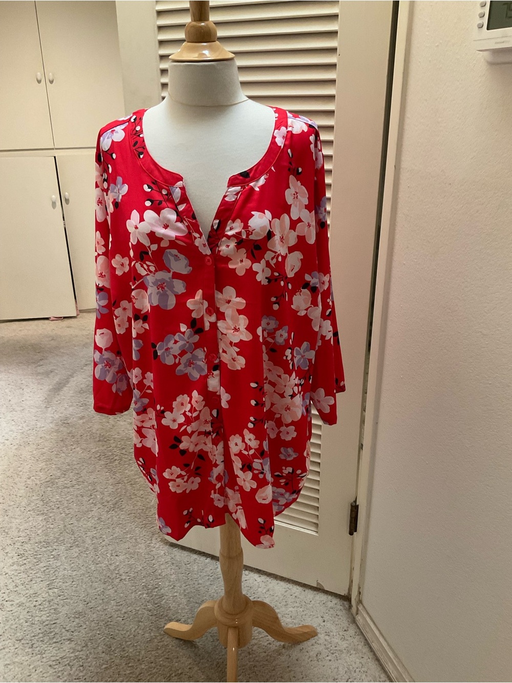 Scoop-Neck floral blouse